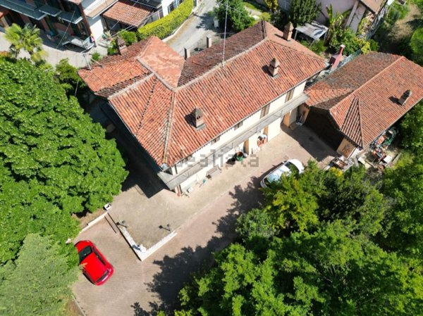 casa indipendente in vendita a Bra in zona San Matteo