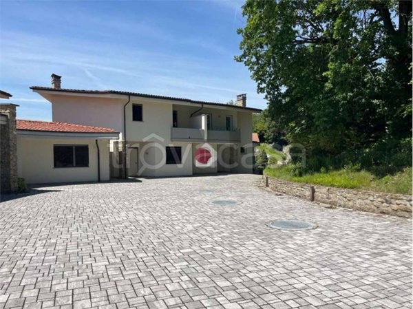 casa indipendente in vendita a Bra in zona San Matteo
