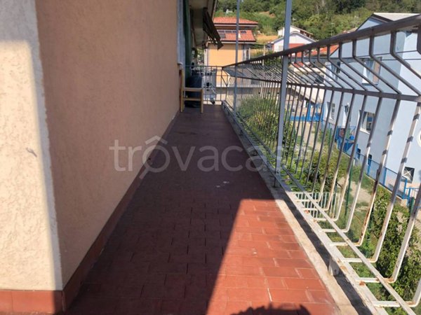 casa indipendente in vendita a Bra in zona Bandito