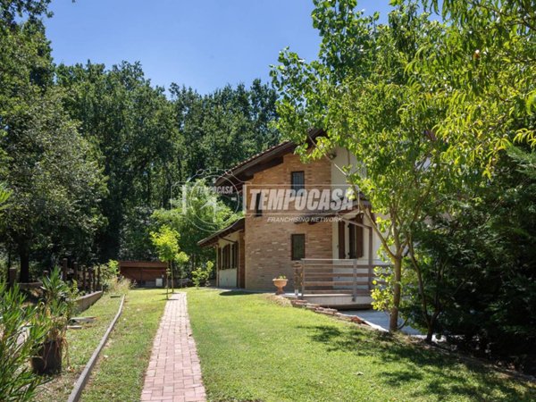casa indipendente in vendita a Bra