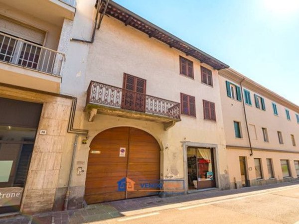 casa indipendente in vendita a Bra