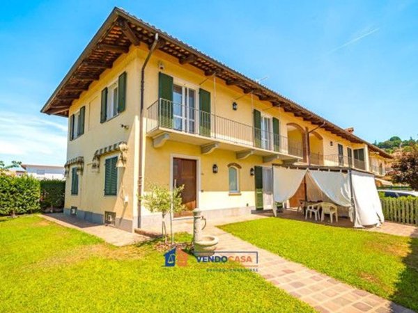 casa indipendente in vendita a Bra