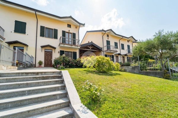 casa indipendente in vendita a Bra in zona Falchetto