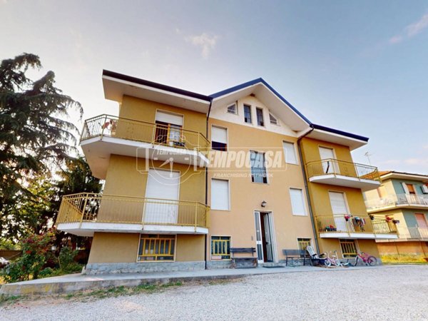 appartamento in vendita a Bra in zona Bandito