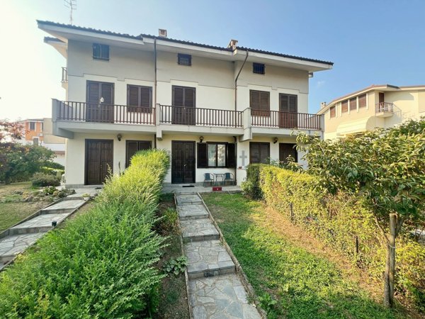 casa indipendente in vendita a Bra