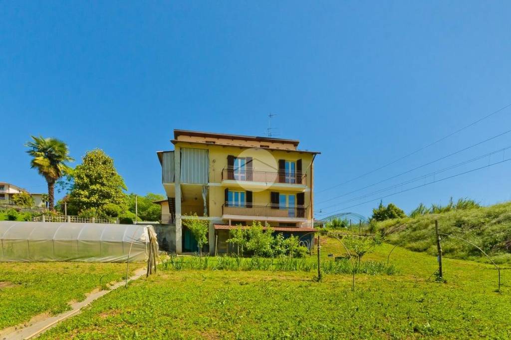 casa indipendente in vendita a Bra