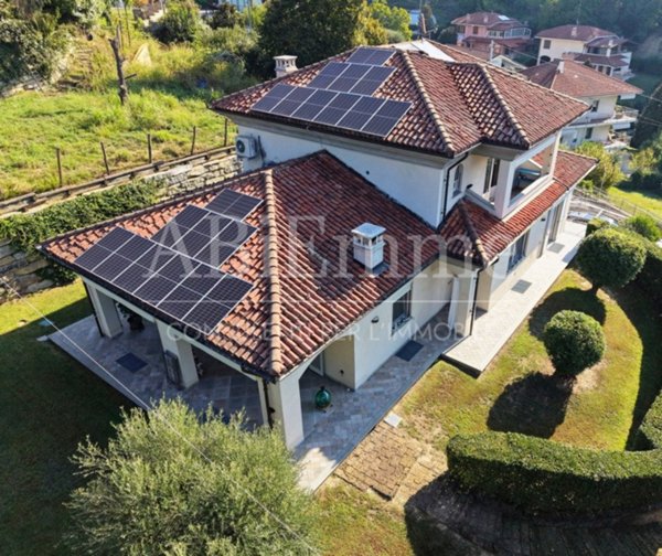 casa indipendente in vendita a Bra