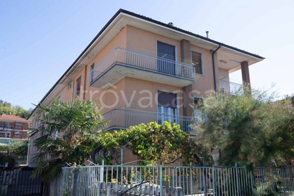 appartamento in vendita a Bra in zona Bandito