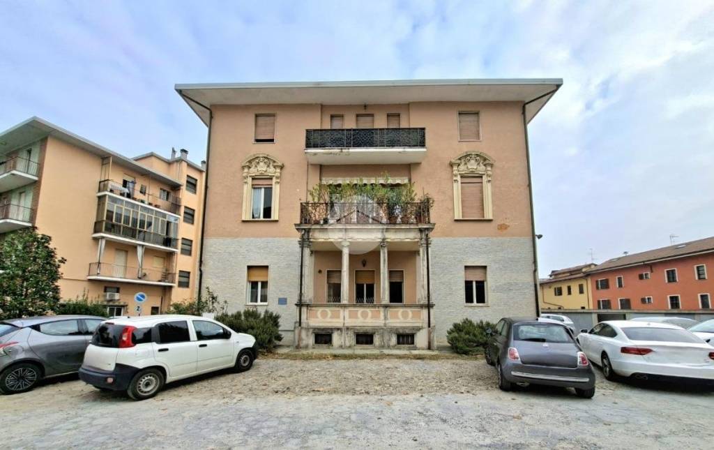 appartamento in vendita a Bra