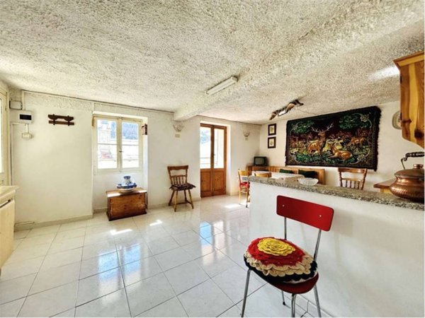 casa indipendente in vendita a Briga Alta in zona Piaggia