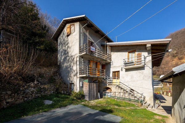 casa indipendente in vendita a Brondello