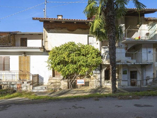 casa indipendente in vendita a Brondello