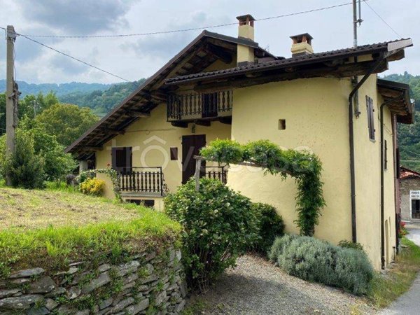 casa indipendente in vendita a Brondello