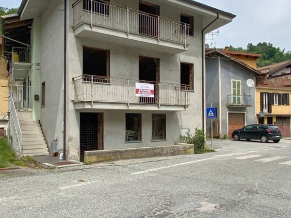 casa indipendente in vendita a Brondello