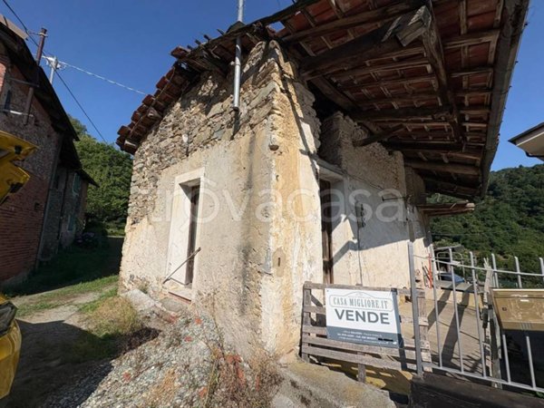 casa indipendente in vendita a Brondello