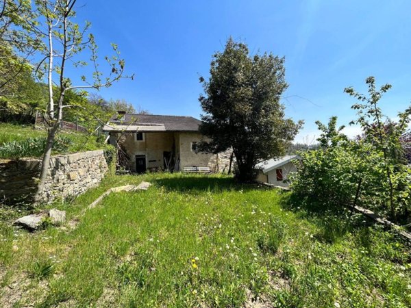 casa indipendente in vendita a Brossasco