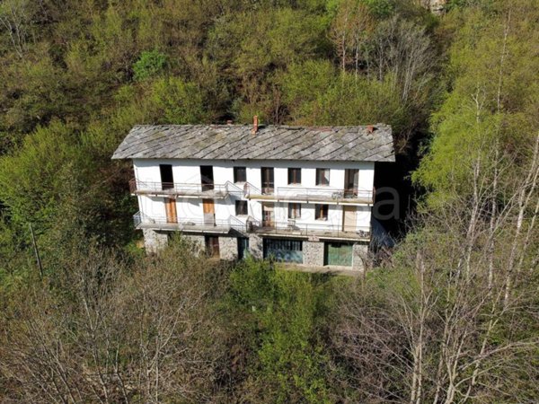 casa indipendente in vendita a Brossasco