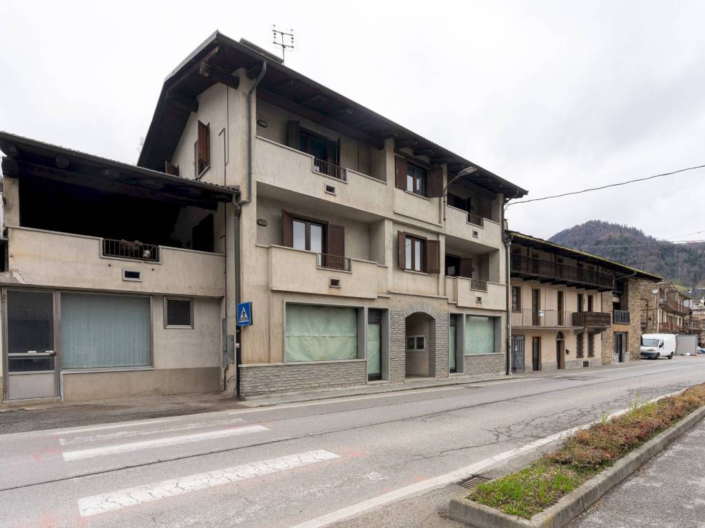 casa indipendente in vendita a Brossasco