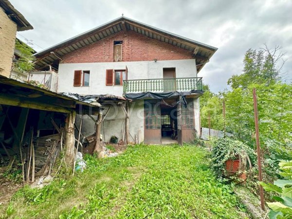 casa indipendente in vendita a Brossasco in zona Varetto