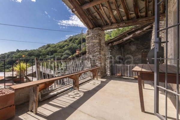 casa indipendente in vendita a Brossasco in zona Barra