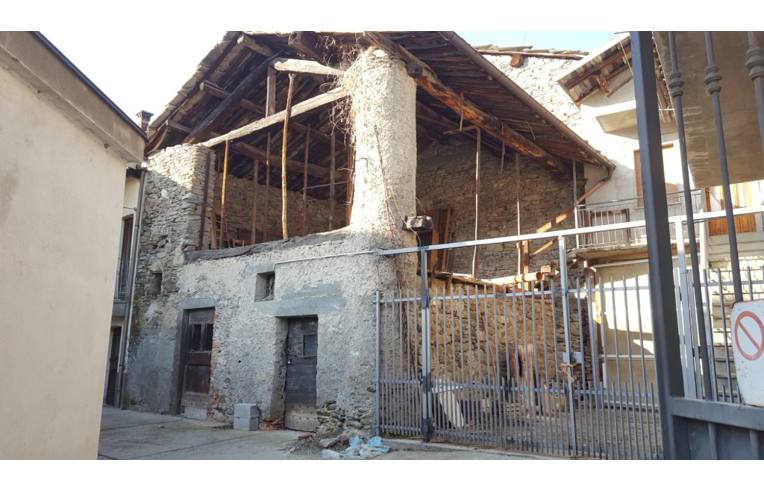 casa indipendente in vendita a Brossasco