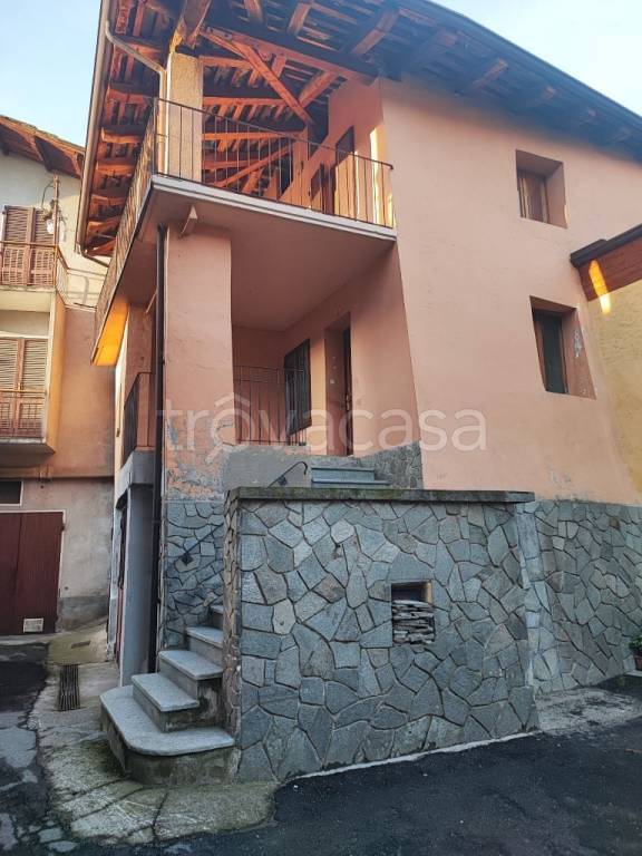 casa indipendente in vendita a Brossasco