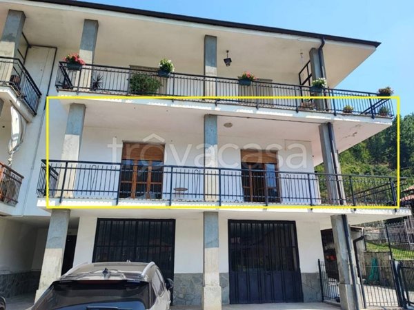 appartamento in vendita a Brossasco in zona Castello