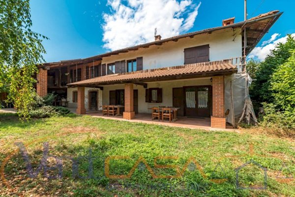 casa indipendente in vendita a Busca in zona San Giuseppe