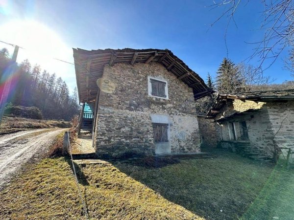 appartamento in vendita a Busca in zona Valmala