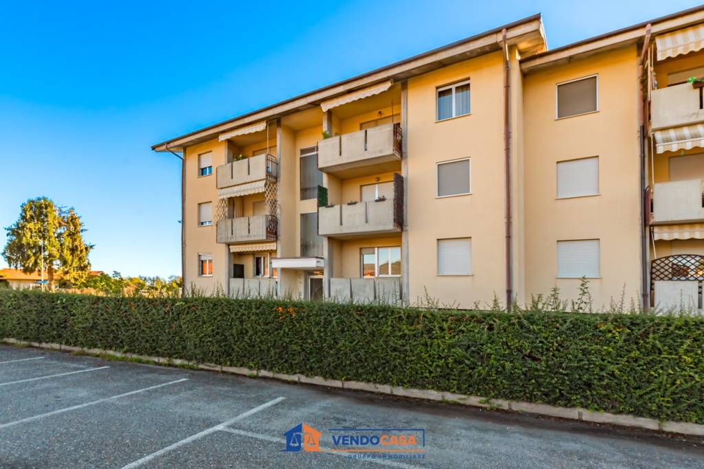 appartamento in vendita a Busca