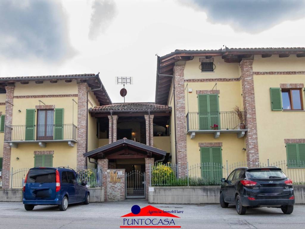 appartamento in vendita a Busca