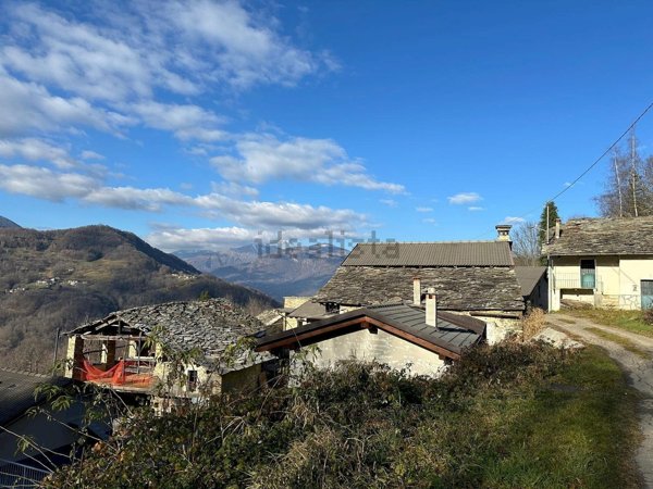 appartamento in vendita a Busca in zona Valmala