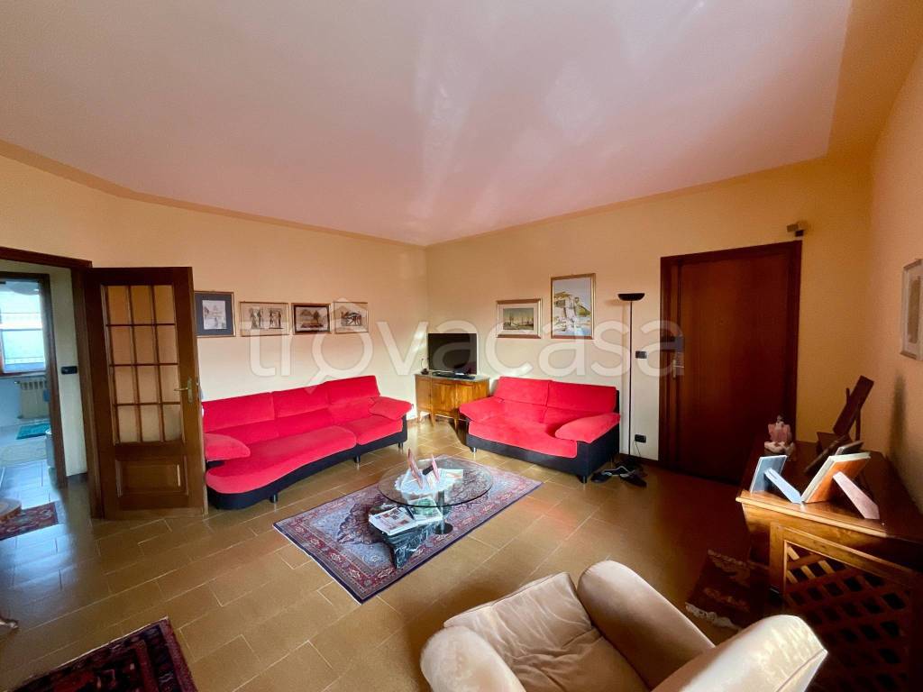 appartamento in vendita a Busca