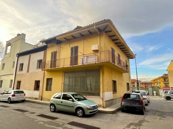 casa indipendente in vendita a Busca