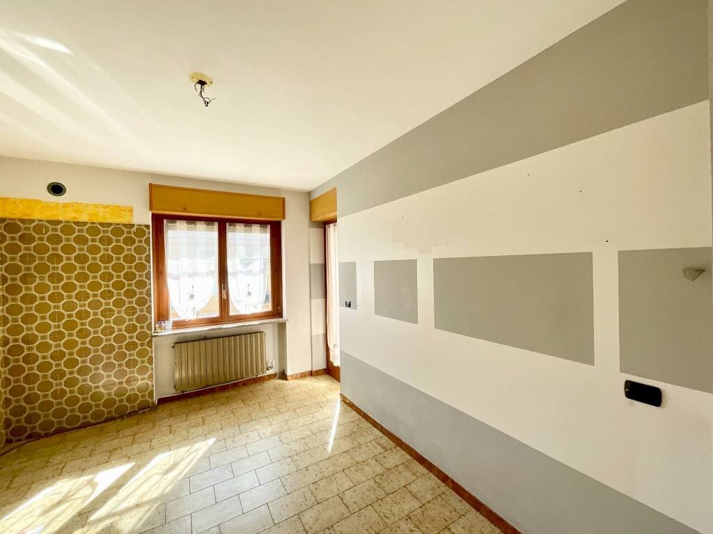 appartamento in vendita a Busca
