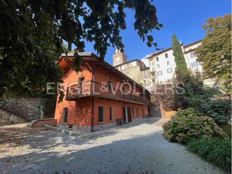 casa indipendente in vendita a Busca