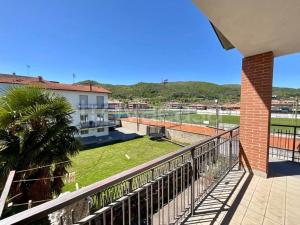 casa indipendente in vendita a Busca
