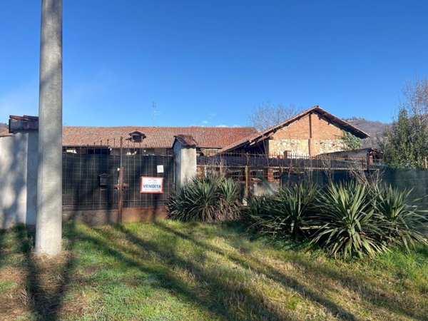 appartamento in vendita a Busca in zona Morra San Giovanni