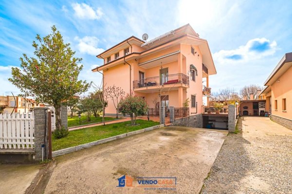 casa indipendente in vendita a Busca in zona San Barnaba