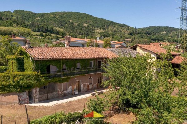 appartamento in vendita a Busca