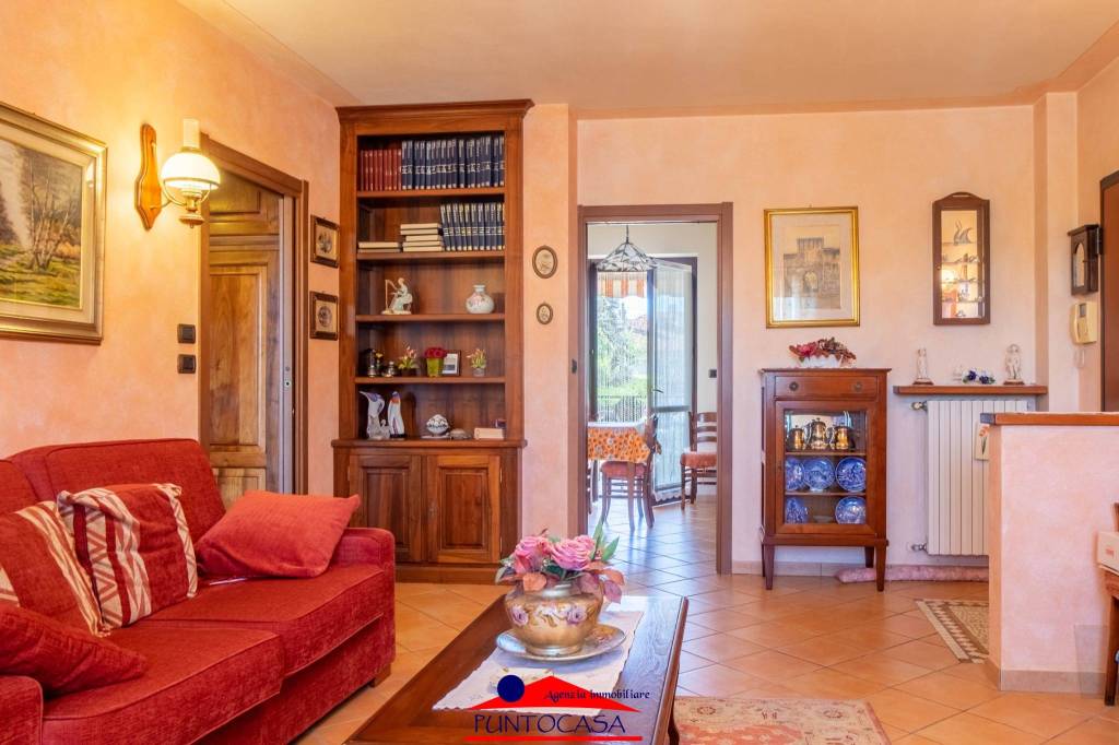 appartamento in vendita a Busca