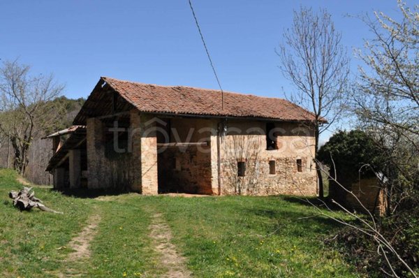 rudere in vendita a Busca in zona Bosco