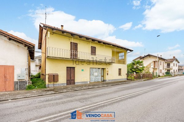 casa indipendente in vendita a Busca in zona San Chiaffredo