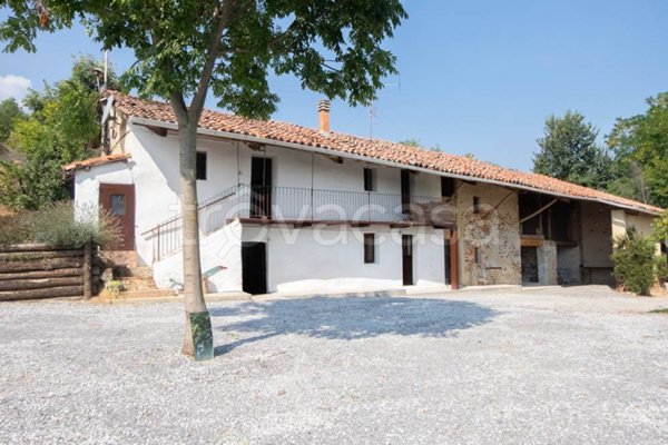 appartamento in vendita a Busca in zona Bosco