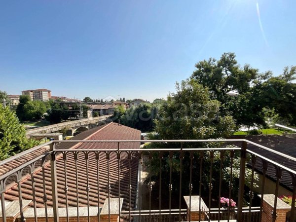 appartamento in vendita a Busca