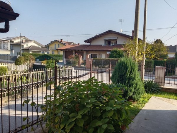 appartamento in vendita a Busca