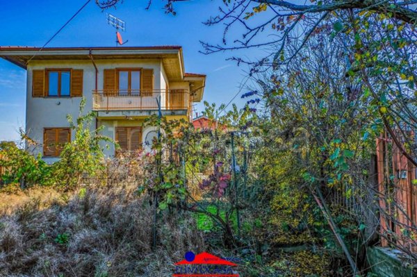 appartamento in vendita a Busca in zona Castelletto