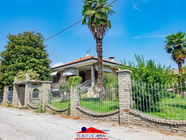 casa indipendente in vendita a Busca