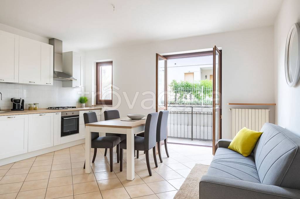 appartamento in vendita a Busca