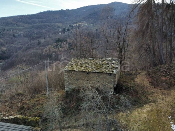 casa indipendente in vendita a Busca in zona Valmala